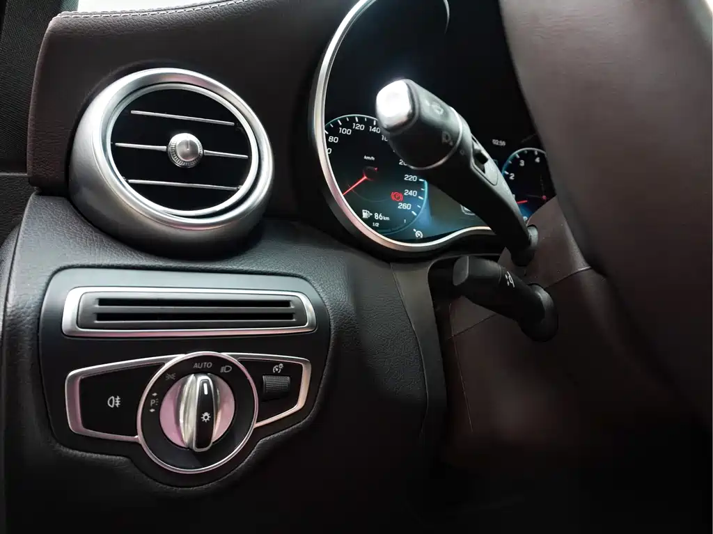 Mercedes-Benz GLC 2021 — фото 16