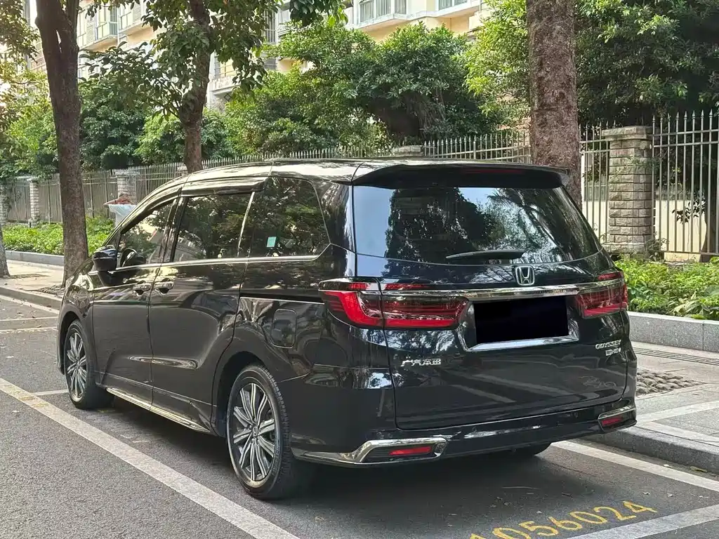 Honda Odyssey 2022 — фото 14