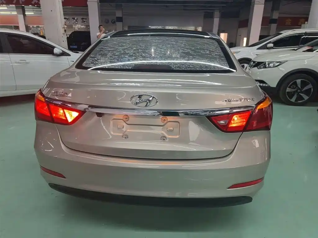 Hyundai Mistra 2016 — фото 6