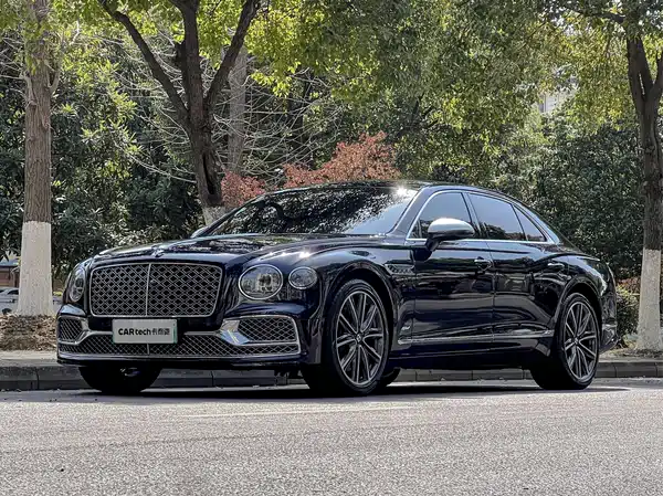 Bentley Flying Spur Plug-In Hybrid 2022