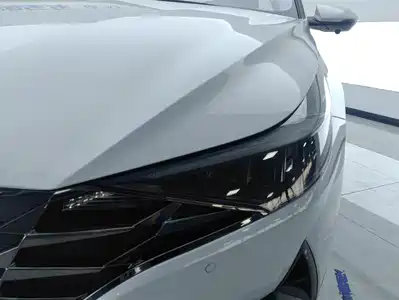 Hyundai Elantra 2023