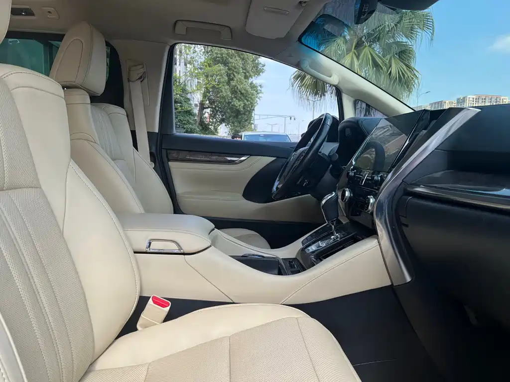 Toyota Vellfire 2020 — фото 4