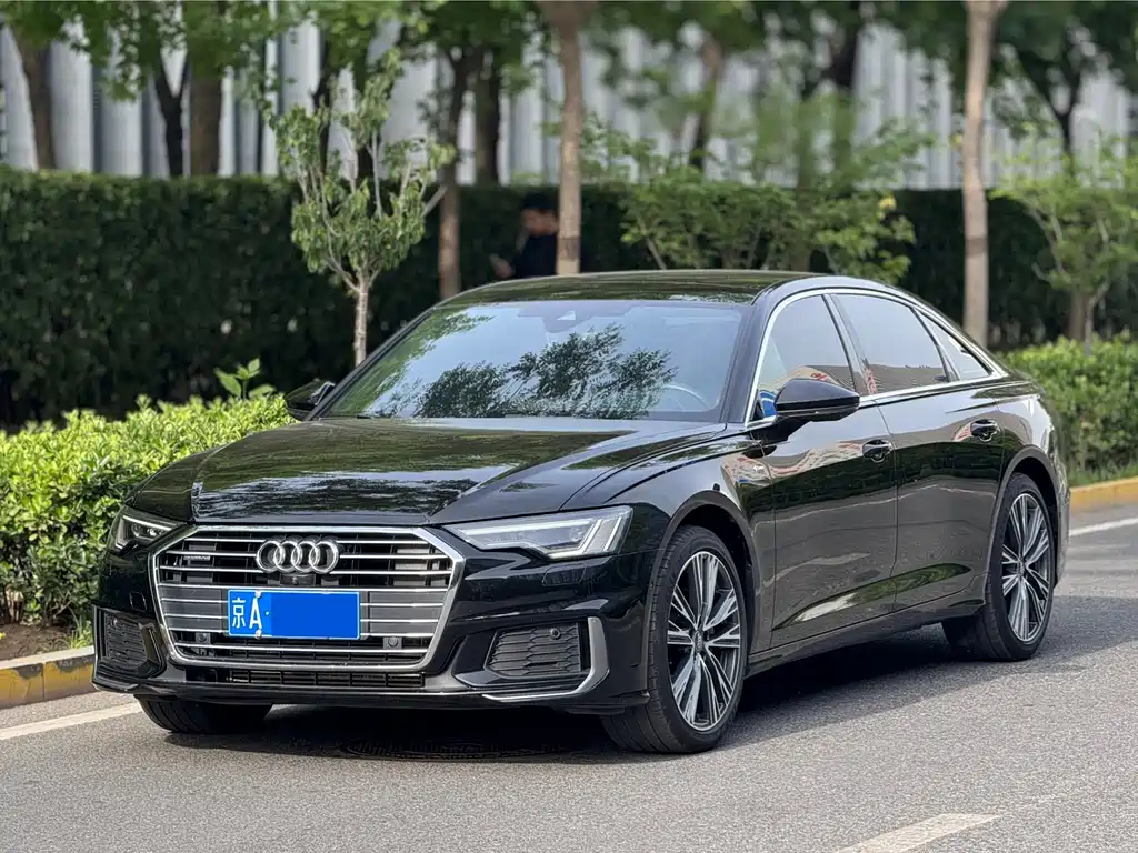 Audi A6L 2020 — фото 1