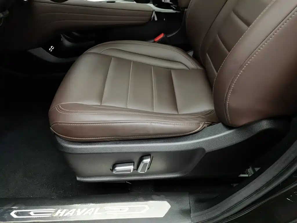 Haval F7 2021 — фото 20