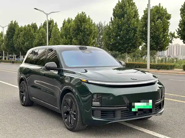 Li Auto L9 2025