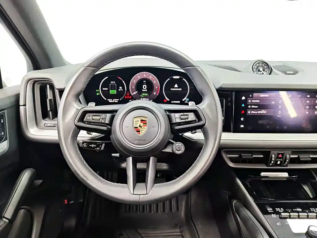 Porsche Cayenne Hybrid 2024 — фото 10