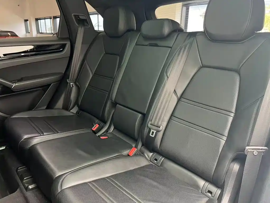 Porsche Cayenne 2018 — фото 13