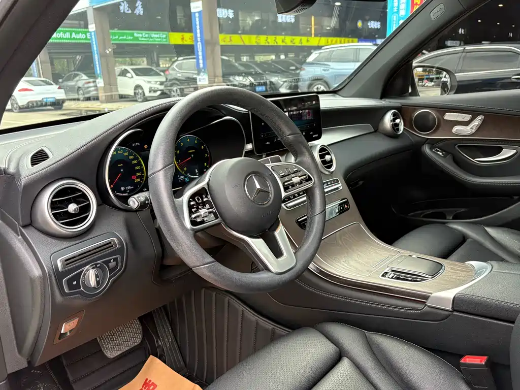 Mercedes-Benz GLC 2020 — фото 4
