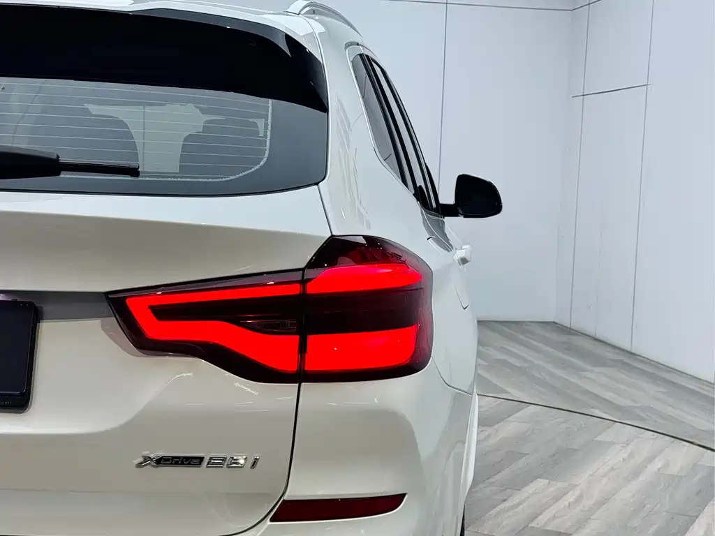 BMW X3 2021 — фото 2
