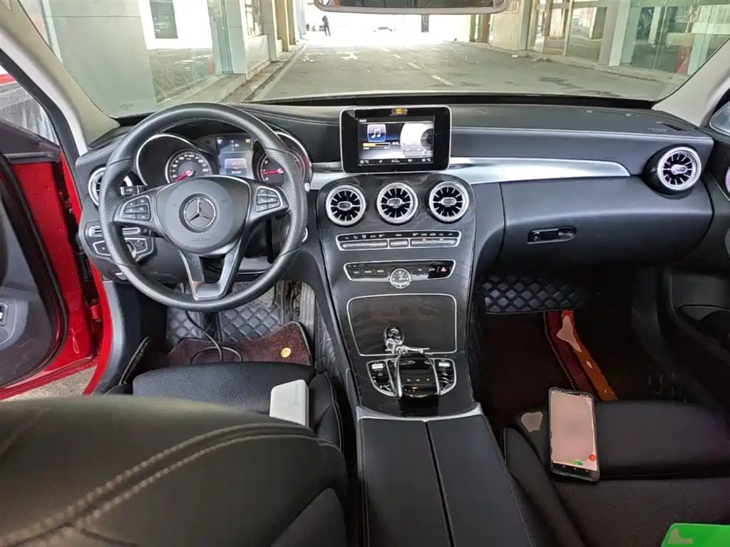 Mercedes-Benz C-Class 2017 — фото 10