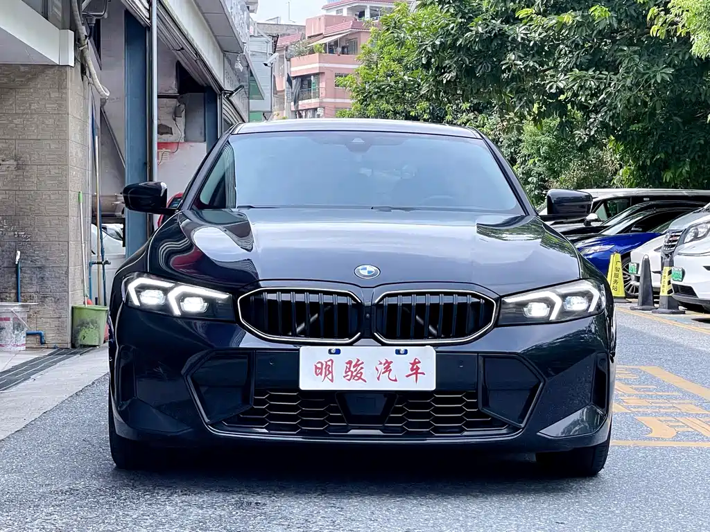 BMW 3 Series 2025