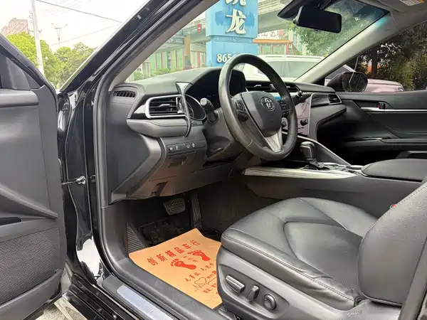 Toyota Camry 2020