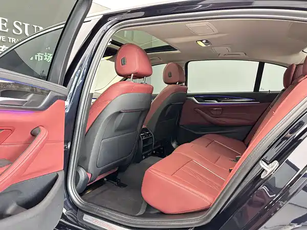 BMW 5 Series 2022