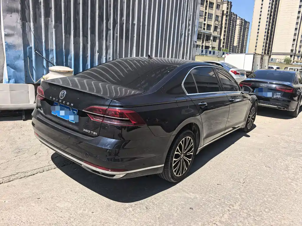 Volkswagen Phideon 2017 — фото 8