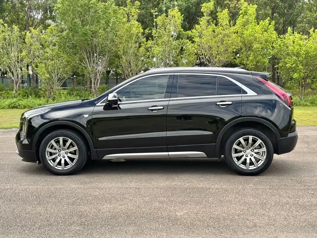Cadillac XT4 2021 — фото 18