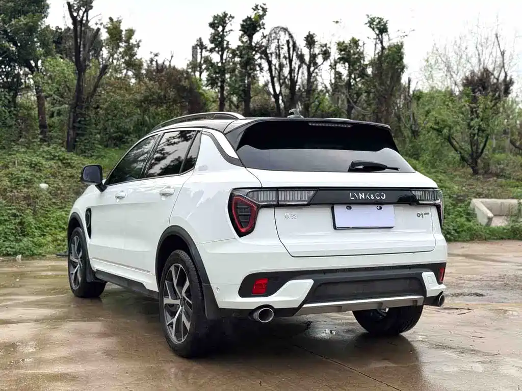 Lynk & Co 01 2018