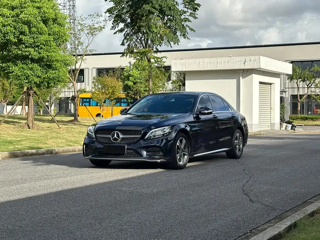 Mercedes-Benz C-Class 2018 — фото 1