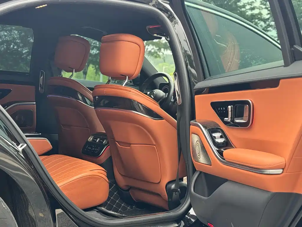 Mercedes-Benz S-Class 2022 — фото 16
