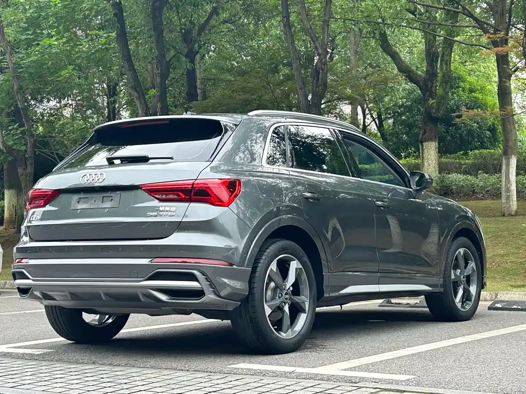Audi Q3 2022 — фото 12