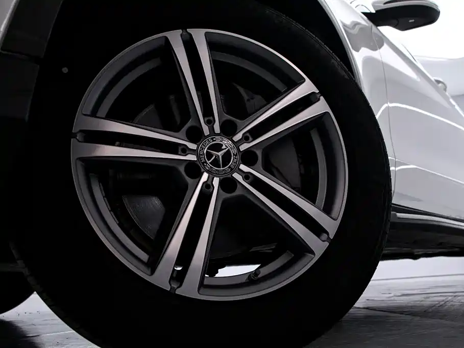 Mercedes-Benz GLC 2022 — фото 16