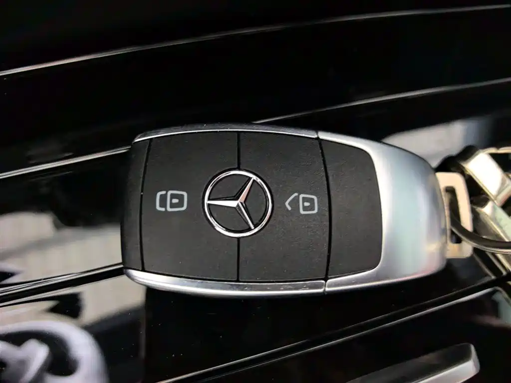 Mercedes-Benz GLB 2022 — фото 15