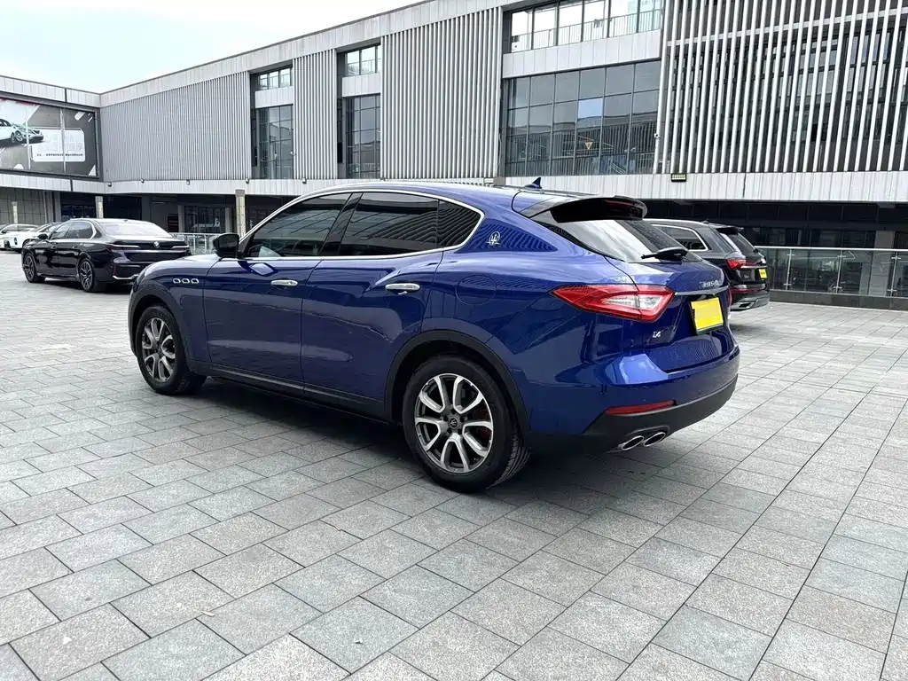 Maserati Levante 2019 — фото 9