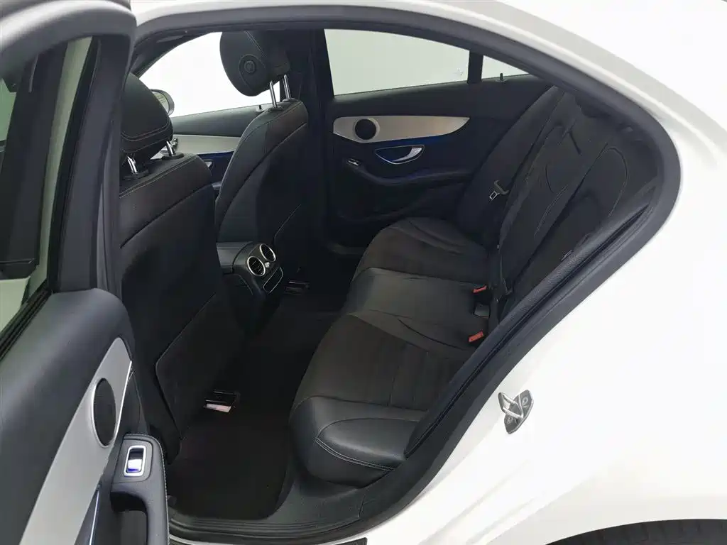 Mercedes-Benz C-Class 2020 — фото 15
