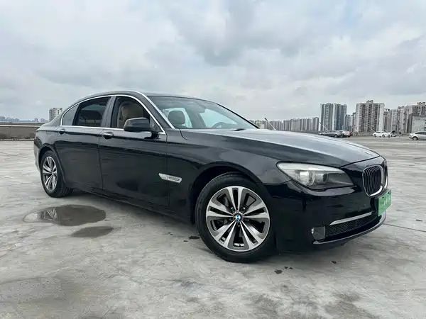 BMW 7 Series 2011