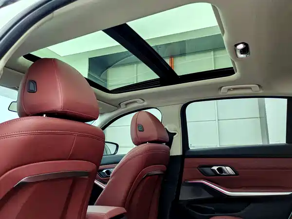 BMW 3 Series 2023