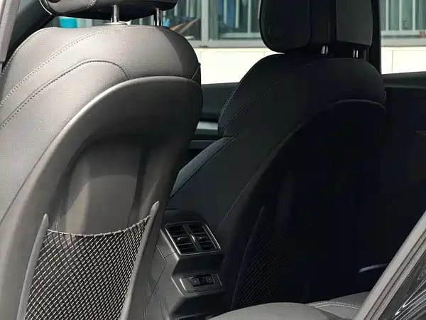 Audi Q5L 2023