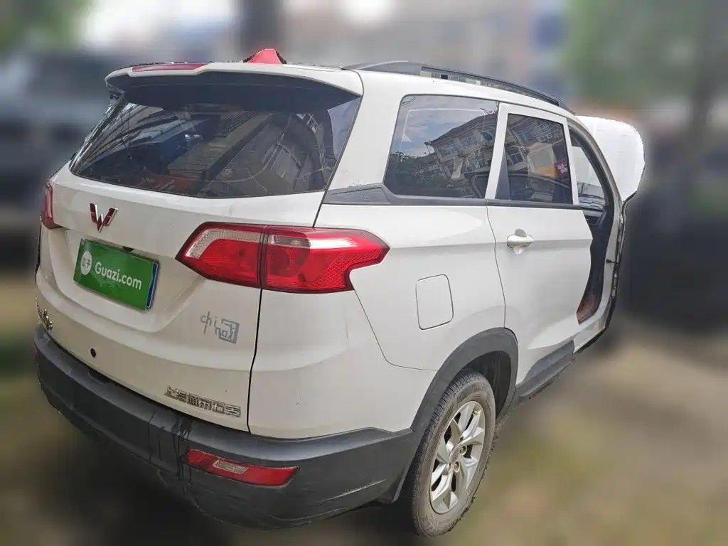 Wuling Hongguang S3 2019