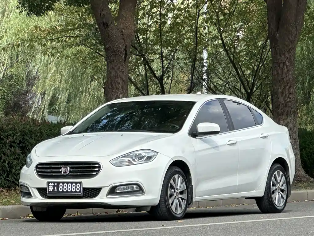 Fiat Viaggio 2013