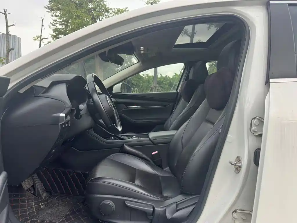 Mazda 3 Axela 2021