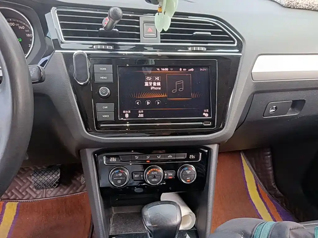 Volkswagen Tiguan L 2019 — фото 13