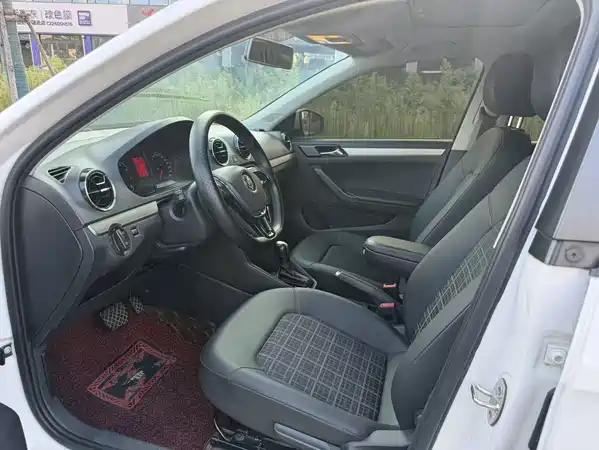 Volkswagen Jetta 2018