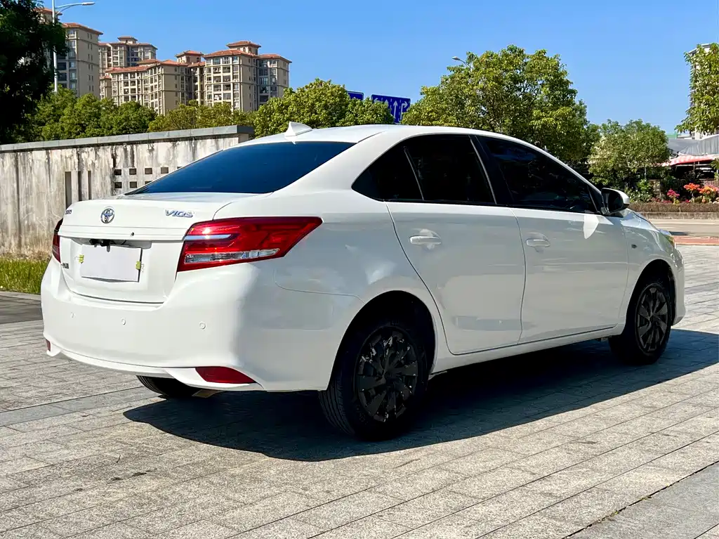 Toyota Vios 2018 — фото 10
