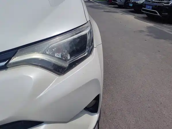 Toyota RAV4 2016