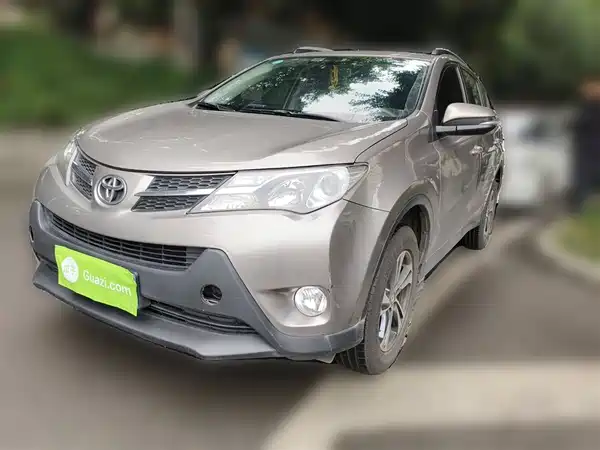 Toyota RAV4 2015