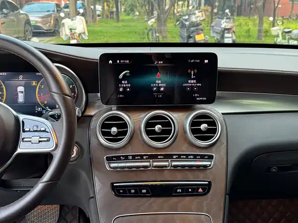 Mercedes-Benz GLC 2019