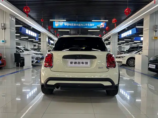 MINI MINI 2022
