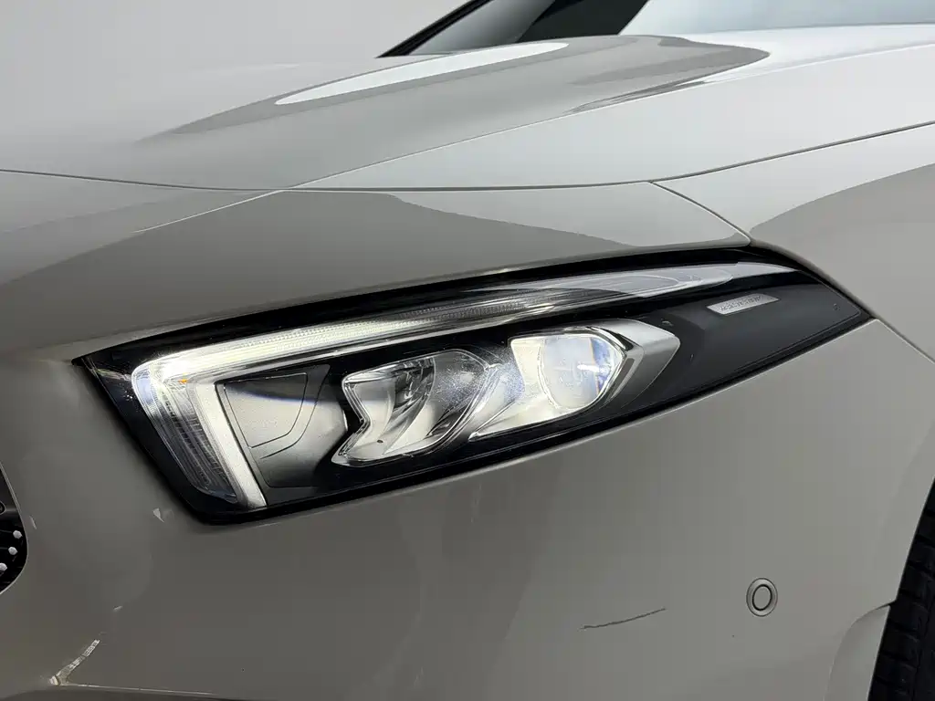 Mercedes-Benz A-Class 2022 — фото 20