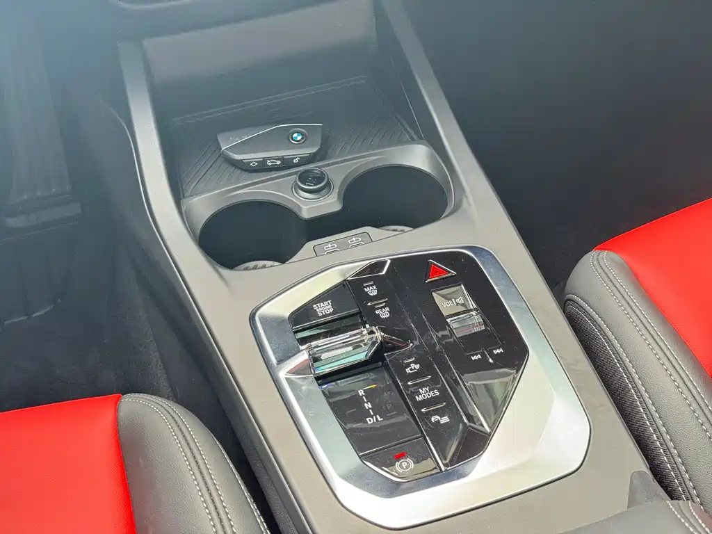 BMW 2 Series 2025 — фото 15