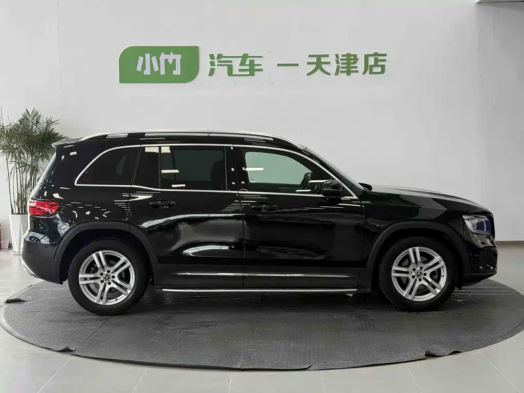 Mercedes-Benz GLB 2020