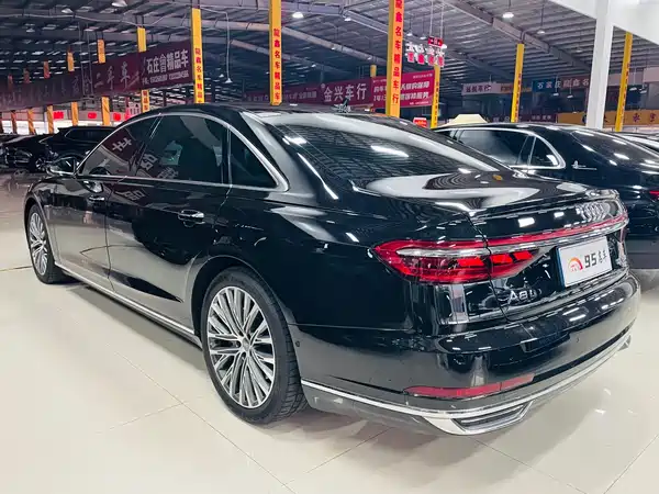 Audi A8 2021