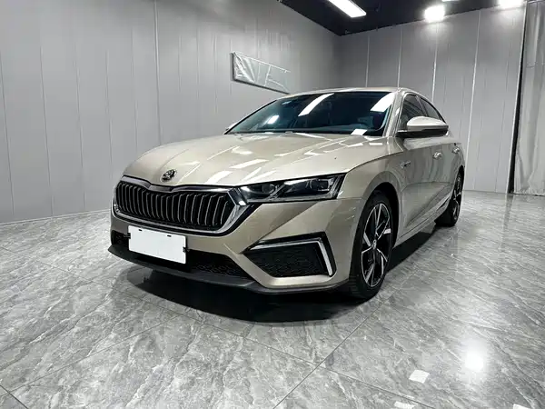Skoda Octavia 2023