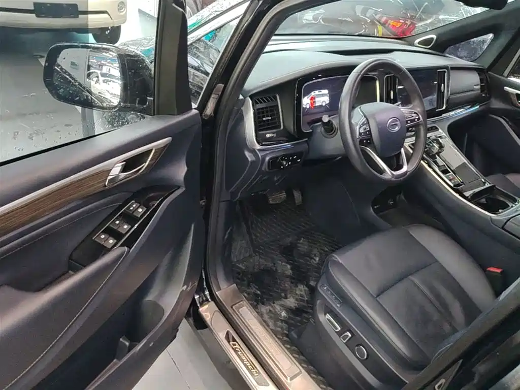 GAC Motor Trumpchi M8 2021 — фото 16