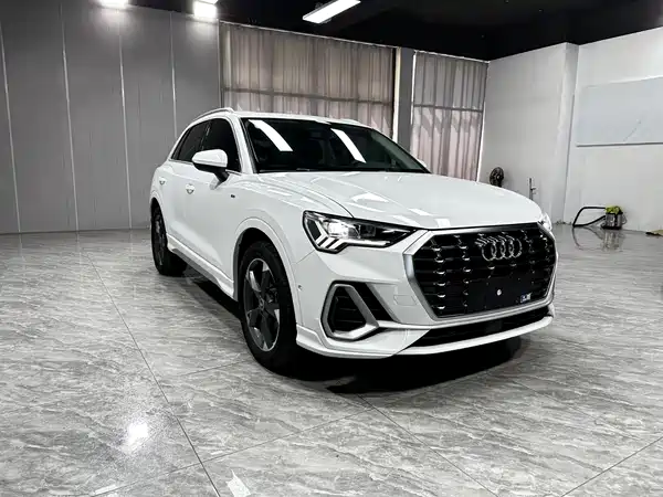 Audi Q3 2022