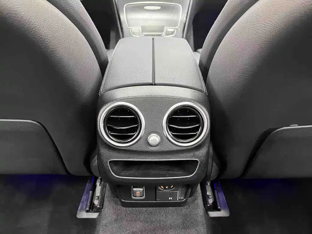 Mercedes-Benz C-Class 2021 — фото 13