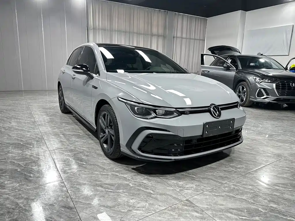 Volkswagen Golf 2022