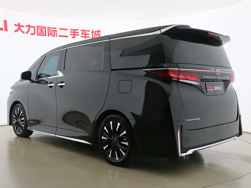 Toyota Vellfire 2025 — фото 14